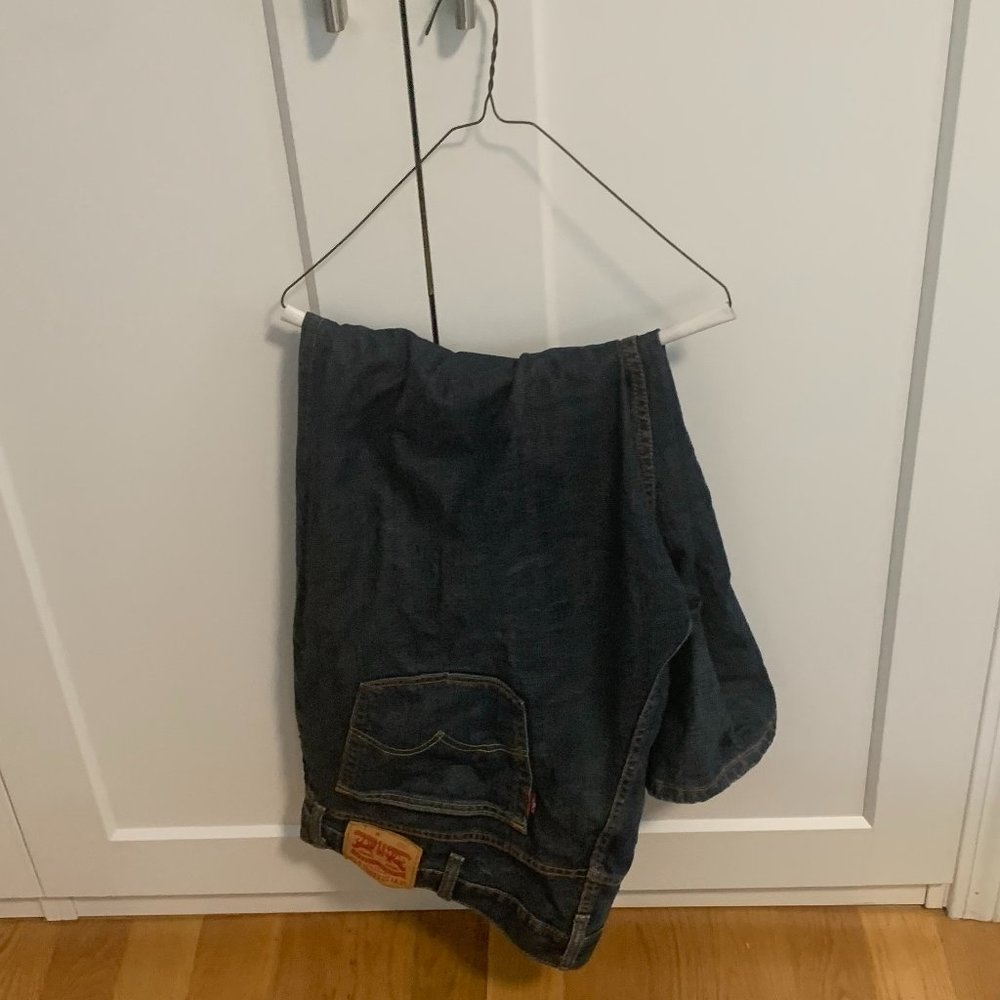 Levi Strauss & Co 46 * 30 Dark Jeans